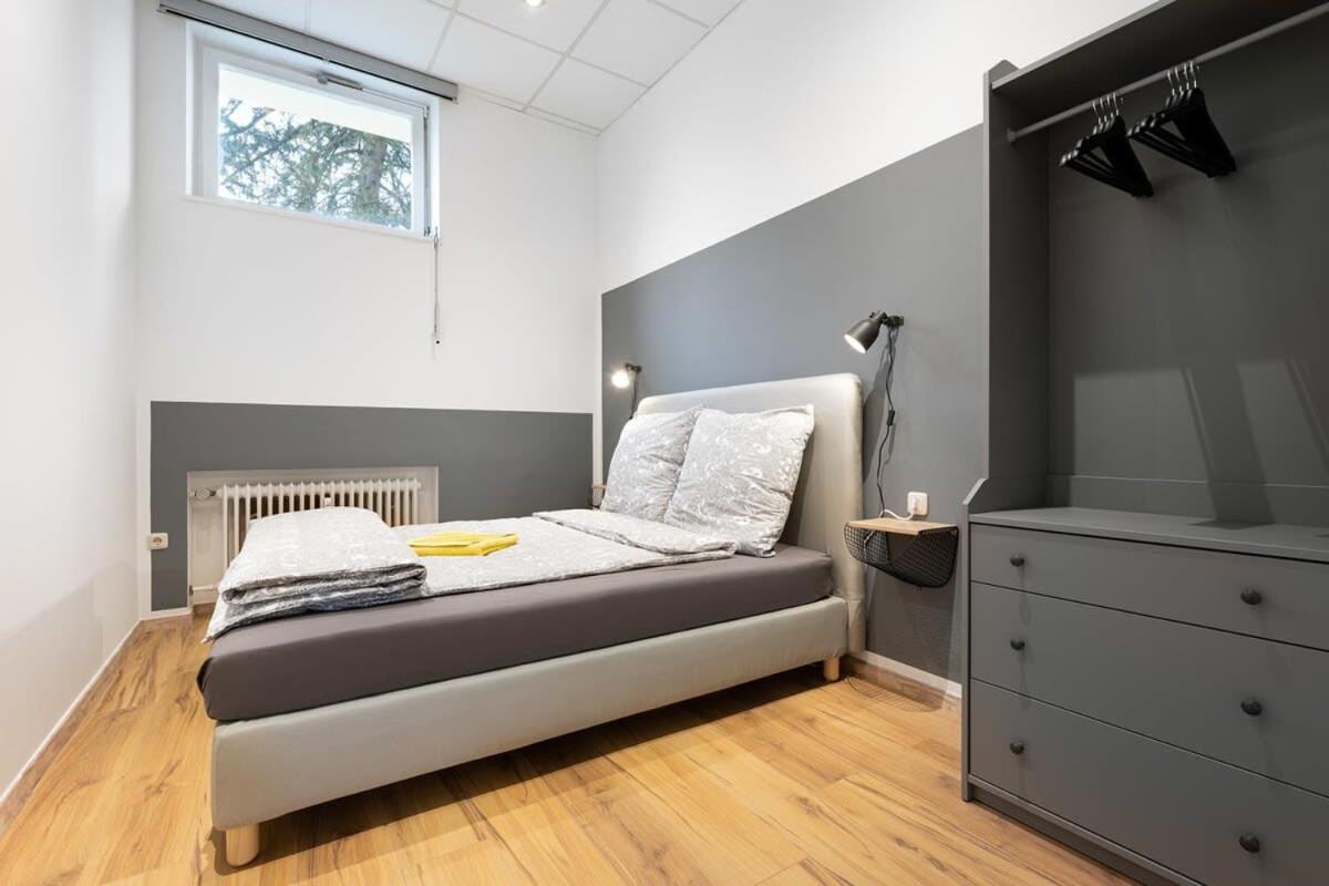 Big Central Apartment Near Rotkreuzplatz With 3 Bedroom For 12 Pax München Buitenkant foto